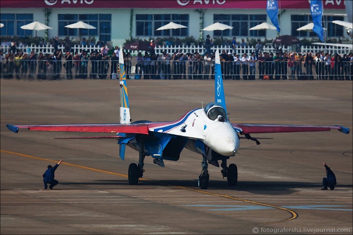 Máy bay Nga phô diễn tại Triển lãm Hàng không Chu Hải ảnh 11
